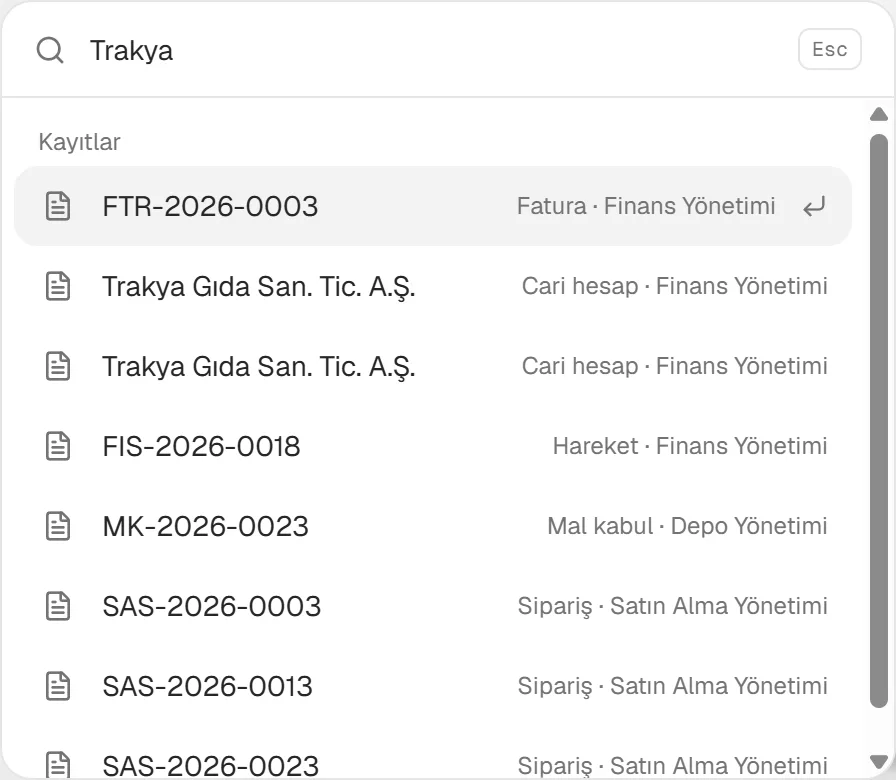 Arama paletinde müşteri adı yazılınca ona ait cari hesap, fatura, mal kabul ve siparişler listelenir